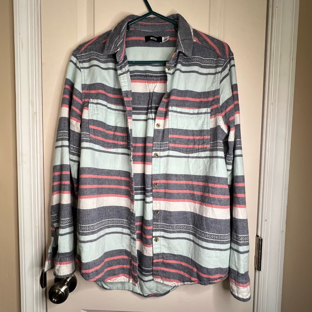 BDG button up size small Baja print surf shirt
